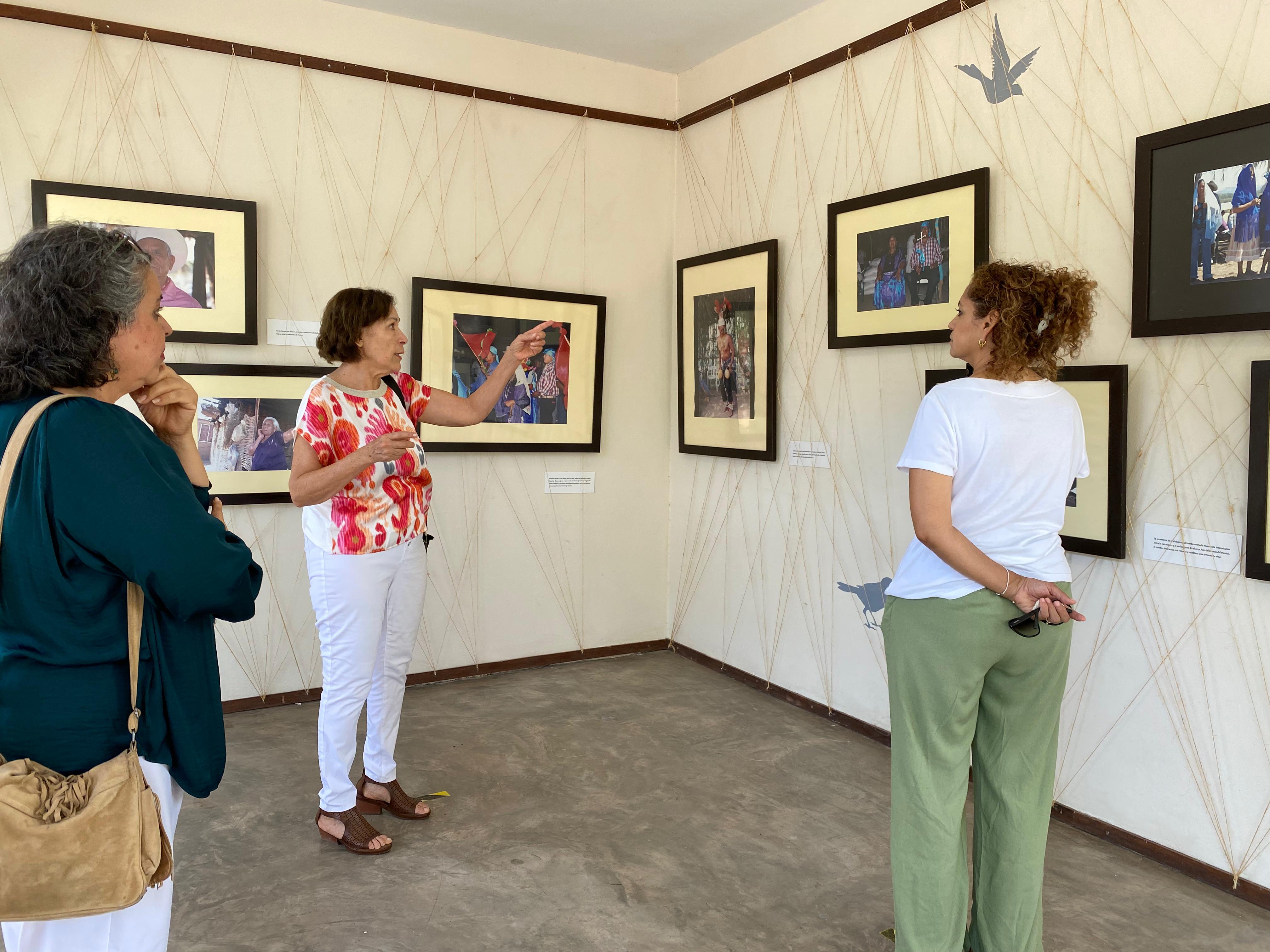 INAUGURAN EXPOSICIÓN FOTOGRÁFICA EN YO´O JOARA EN EL MARCO DE FOTOSEPTIEMBRE