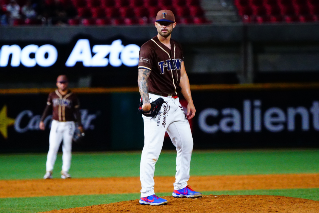 Wilson y Holmes lideran blanqueada de Tucson ante Venados