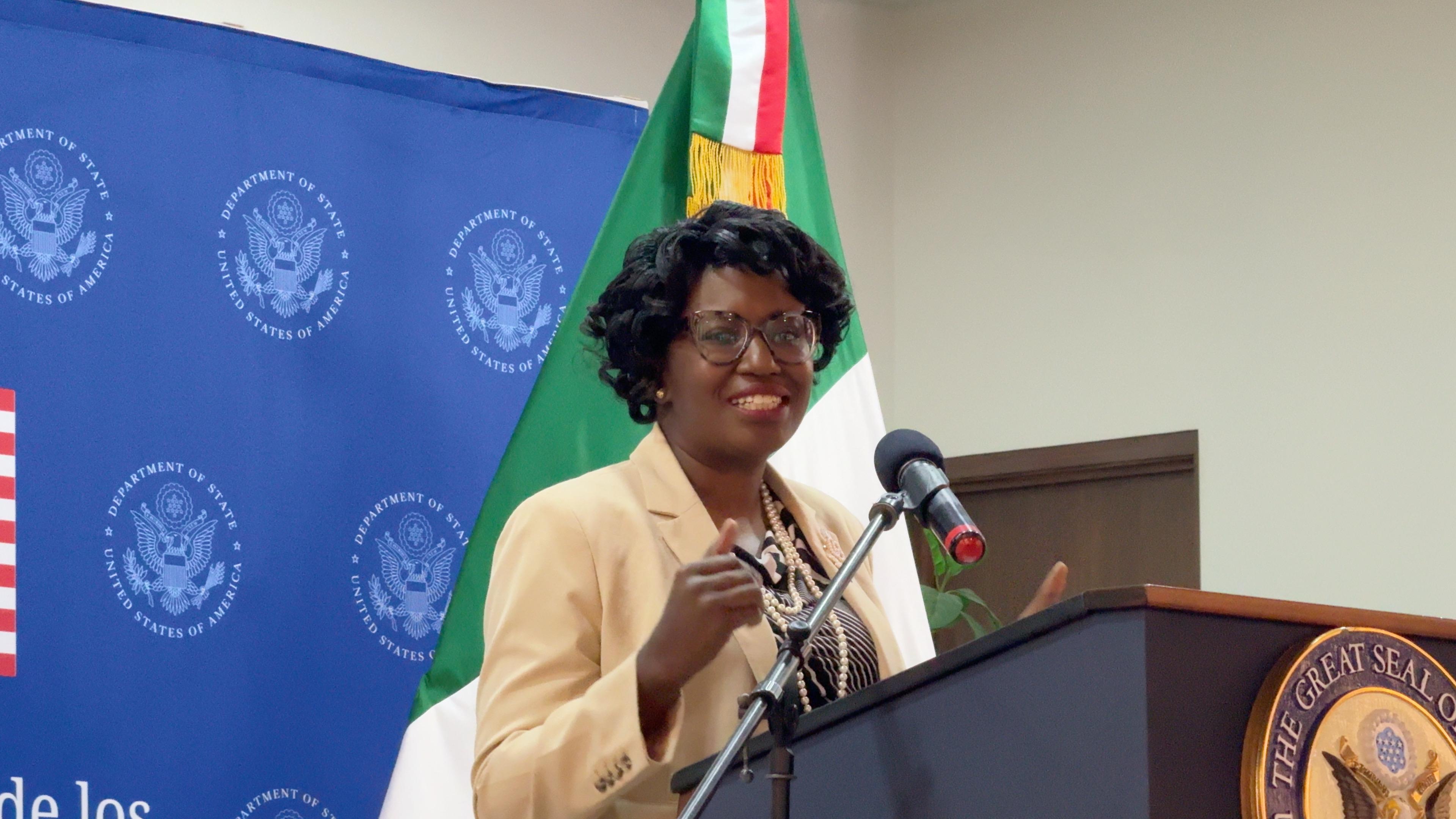 Consulado de Estados Unidos impulsa oportunidades educativas para jóvenes de Sonora